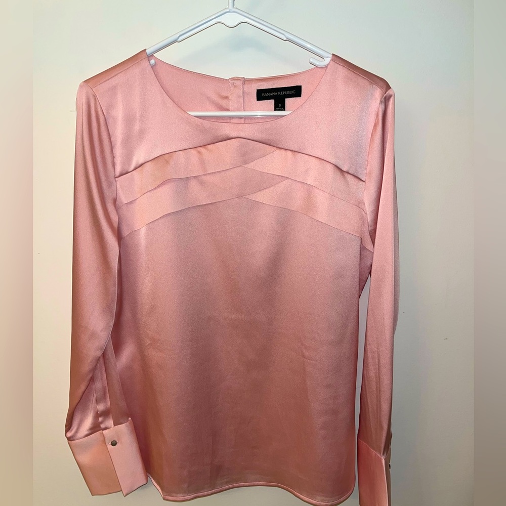 Blush pink silky banana republic blouse